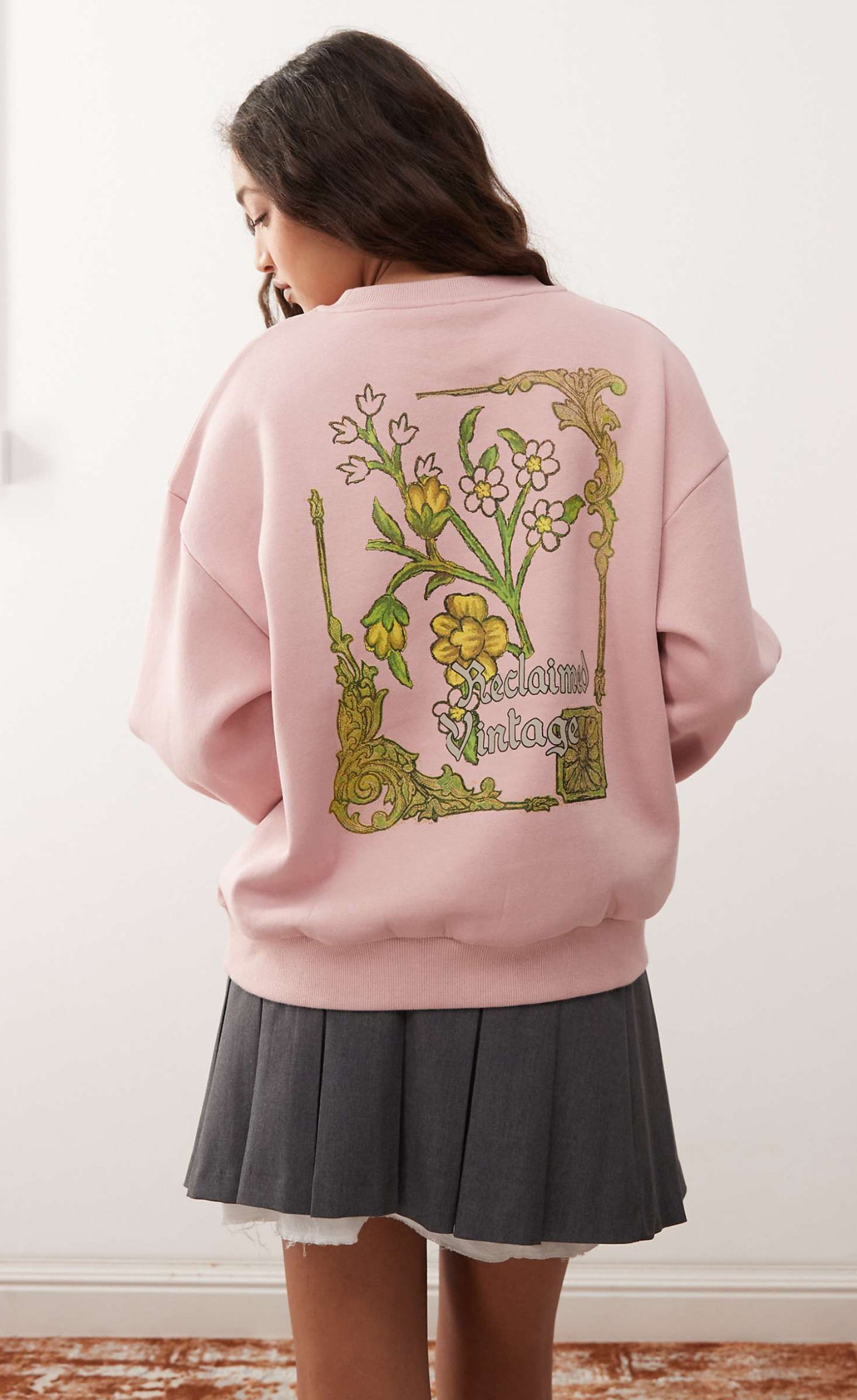 Sweat rose vintage brodé – Floral Chic